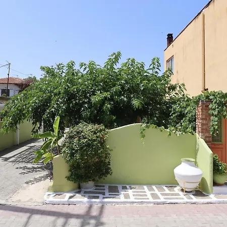 Tatil Evi Madlen Nea Skioni
