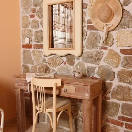 Tatil Evi Madlen Nea Skioni